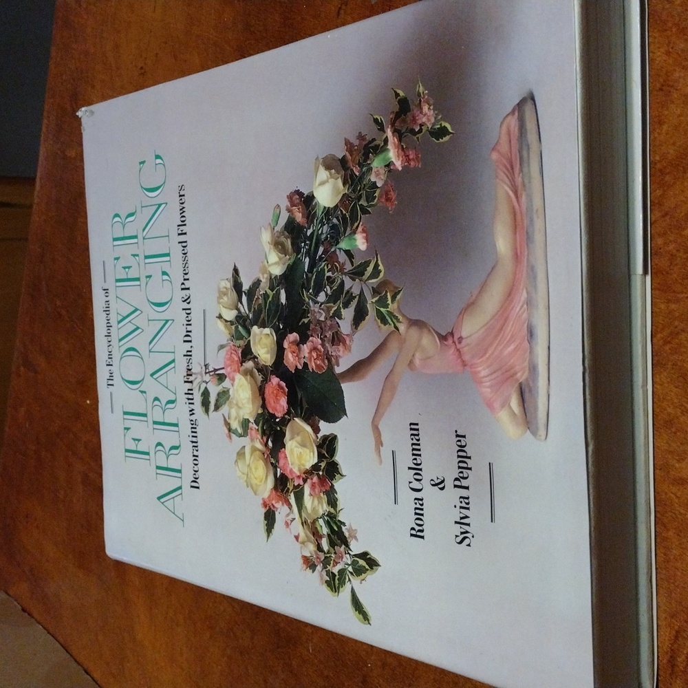 Book: Flower Arrangements